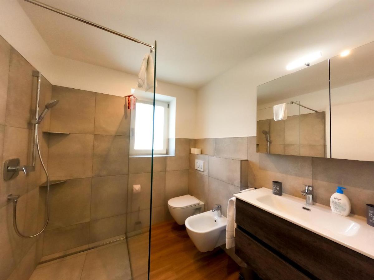 Wohnung Nina Varna Esterno foto