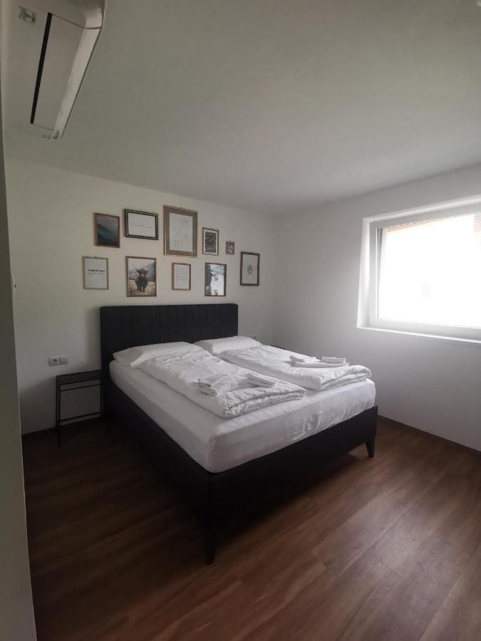 Wohnung Nina Varna Esterno foto